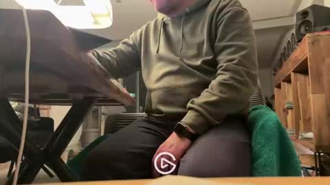 ueberdruck01 online show from 01/19/26, 03:21