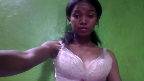 ueschancheuse online show from 04/18/26, 07:58