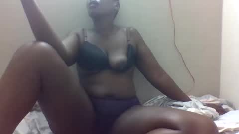 ugandan_quin online show from 01/12/25, 04:40