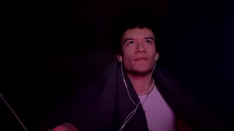 Snapshot of uhdummy chatting on 01/28/25, 03:47 snap mixedaddyx ig drexdummy online show from 01/28/25, 03:47