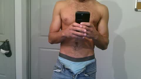 Snapshot of uhhuhyea chatting on 09/20/25, 12:11 uhhuhyea online show from 09/20/25, 12:11