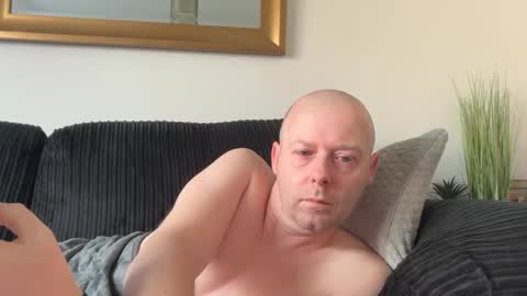 ukmatty3 online show from 04/19/26, 10:14