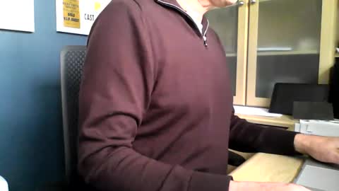 mark online show from 05/18/26, 02:56