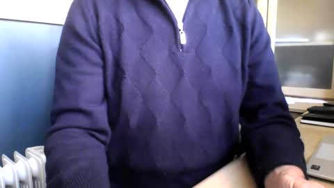 mark online show from 06/10/26, 04:17