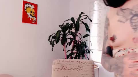 Martina online show from 11/13/25, 06:51