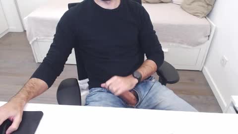 Ulep online show from 11/18/25, 10:52