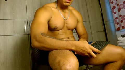 Felipe  model independent online show from 04/24/26, 11:23