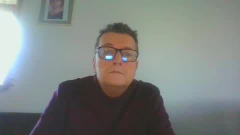 Snapshot of ulmeni4 chatting on 12/26/24, 10:48 ulmeni4 online show from 12/26/24, 10:48