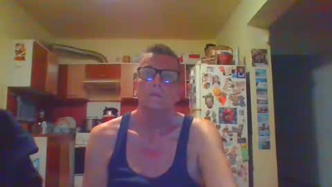 Snapshot of ulmeni4 chatting on 04/05/26, 09:23 ulmeni4 online show from 04/05/26, 09:23