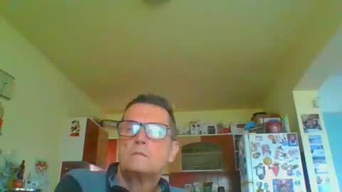 ulmeni4 online show from 04/20/26, 10:29