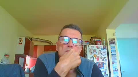 ulmeni4 online show from 05/20/26, 12:00