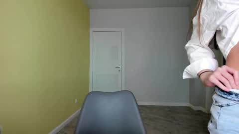 Melena online show from 09/15/25, 01:27