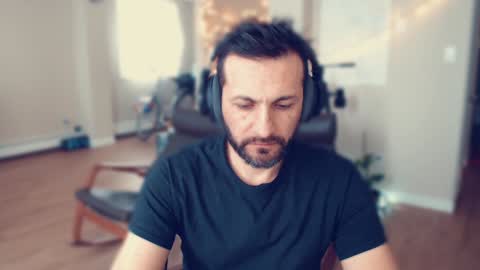 ultratoaster online show from 01/30/25, 09:36