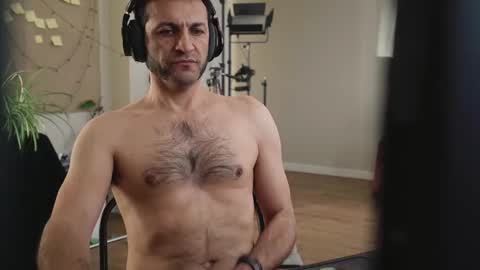 ultratoaster online show from 03/10/25, 08:45