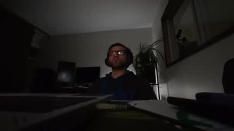 ultratoaster online show from 04/24/26, 07:11