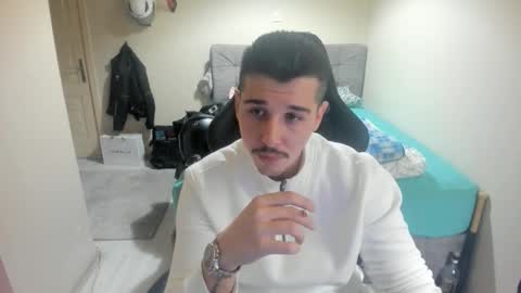 hi im mike tyson -  online show from 12/02/25, 07:42