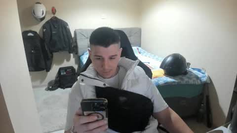 Snapshot of ulxer chatting on 05/10/26, 07:30 hi im mike tyson - online show from 05/10/26, 07:30