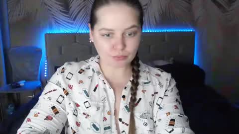 Snapshot of ulystar chatting on 01/04/25, 09:10 Ulyana online show from 01/04/25, 09:10