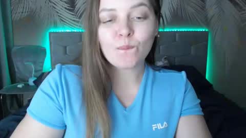 Snapshot of ulystar chatting on 01/05/25, 09:48 Ulyana online show from 01/05/25, 09:48