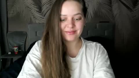 Snapshot of ulystar chatting on 01/10/25, 06:31 Ulyana online show from 01/10/25, 06:31