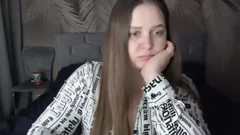 Snapshot of ulystar chatting on 01/11/25, 11:23 Ulyana online show from 01/11/25, 11:23