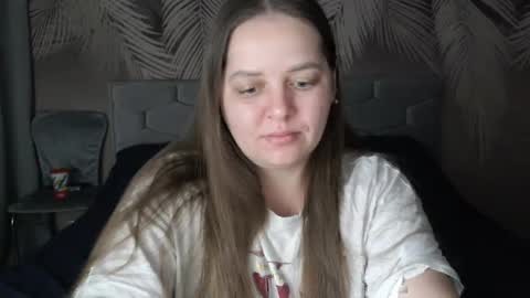 Snapshot of ulystar chatting on 01/12/25, 06:06 Ulyana online show from 01/12/25, 06:06