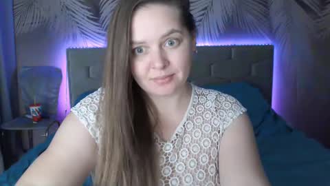 Snapshot of ulystar chatting on 01/15/25, 10:06 Ulyana online show from 01/15/25, 10:06