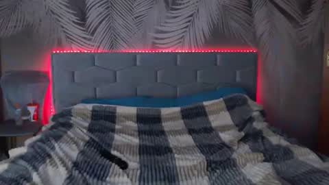 Snapshot of ulystar chatting on 01/28/25, 10:12 Ulyana online show from 01/28/25, 10:12