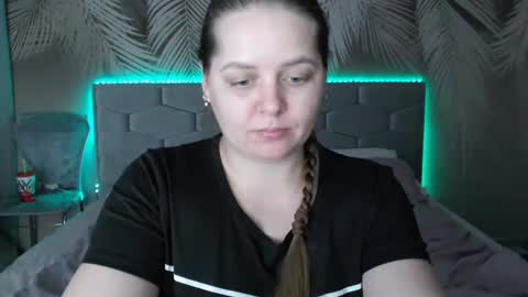 Snapshot of ulystar chatting on 01/31/25, 03:33 Ulyana online show from 01/31/25, 03:33