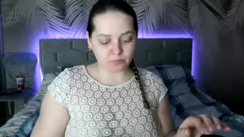 Snapshot of ulystar chatting on 02/27/25, 10:15 Ulyana online show from 02/27/25, 10:15