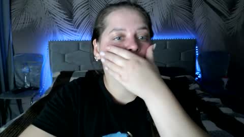 Snapshot of ulystar chatting on 09/16/25, 06:25 Ulyana online show from 09/16/25, 06:25