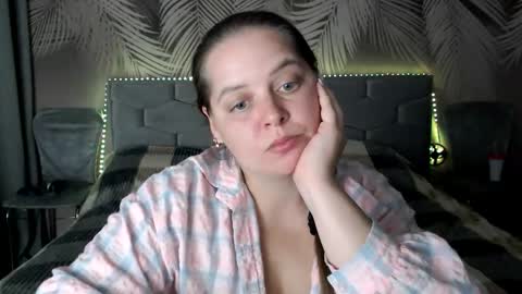 Snapshot of ulystar chatting on 10/01/25, 06:41 Ulyana online show from 10/01/25, 06:41