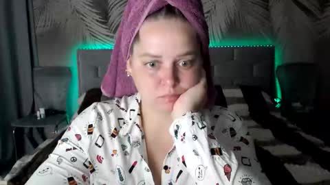 Snapshot of ulystar chatting on 10/07/25, 06:43 Ulyana online show from 10/07/25, 06:43