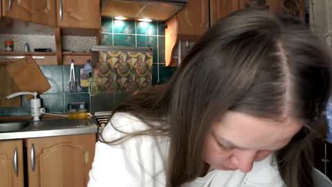 Snapshot of ulystar chatting on 10/19/25, 05:41 Ulyana online show from 10/19/25, 05:41