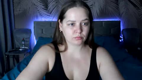 Snapshot of ulystar chatting on 11/24/25, 06:57 Ulyana online show from 11/24/25, 06:57