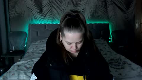 Snapshot of ulystar chatting on 12/02/25, 08:41 Ulyana online show from 12/02/25, 08:41