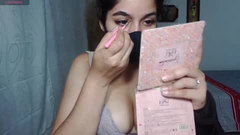 umarani online show from 10/18/25, 12:39