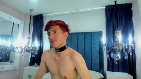 Snapshot of un_slutty chatting on 12/14/24, 04:09 Un Slutty online show from 12/14/24, 04:09
