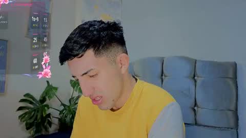 un_sluttyy online show from 07/03/26, 11:49