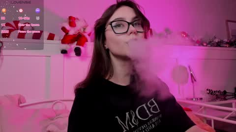 Una  online show from 12/24/24, 12:33