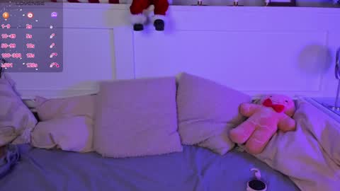 Una  online show from 01/04/25, 04:43