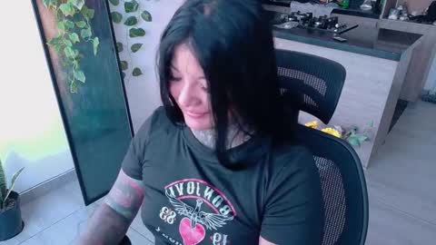 Franchesca  online show from 11/10/25, 08:19