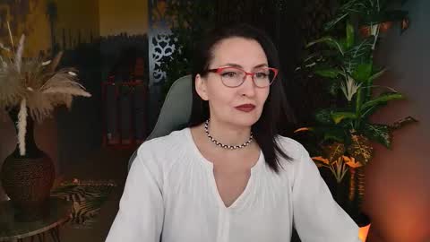 Snapshot of unatera chatting on 01/18/26, 09:24 UnaTera online show from 01/18/26, 09:24