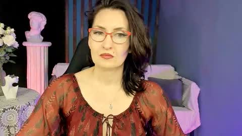 Snapshot of unatera chatting on 01/19/26, 09:13 UnaTera online show from 01/19/26, 09:13