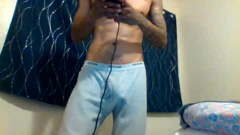 Snapshot of uncut_papi1989 chatting on 02/05/25, 03:23 tele kuzhbuzh online show from 02/05/25, 03:23