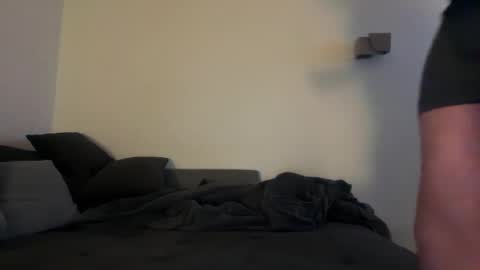 Tom online show from 11/03/25, 10:10