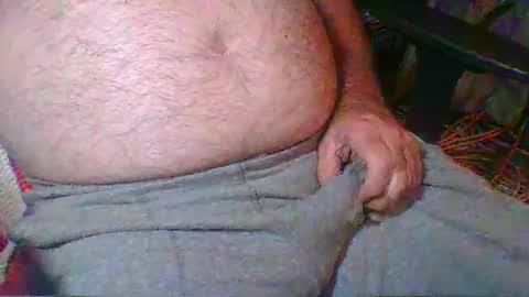 Snapshot of uncutmike7x5 chatting on 12/08/24, 01:25 uncutmike7x5 online show from 12/08/24, 01:25