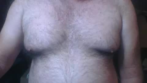 Snapshot of uncutmike7x5 chatting on 01/15/25, 02:49 uncutmike7x5 online show from 01/15/25, 02:49