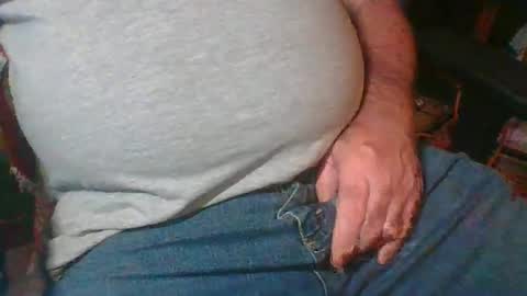 Snapshot of uncutmike7x5 chatting on 01/31/25, 01:33 uncutmike7x5 online show from 01/31/25, 01:33