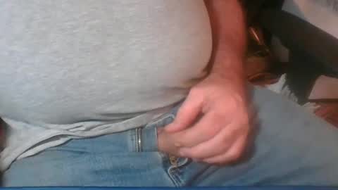 Snapshot of uncutmike7x5 chatting on 02/15/25, 07:17 uncutmike7x5 online show from 02/15/25, 07:17